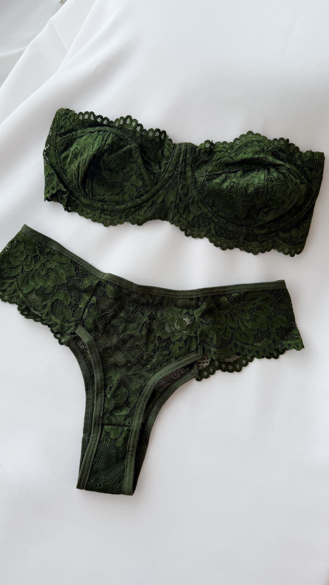 Conjunto Jade em Verde Militar